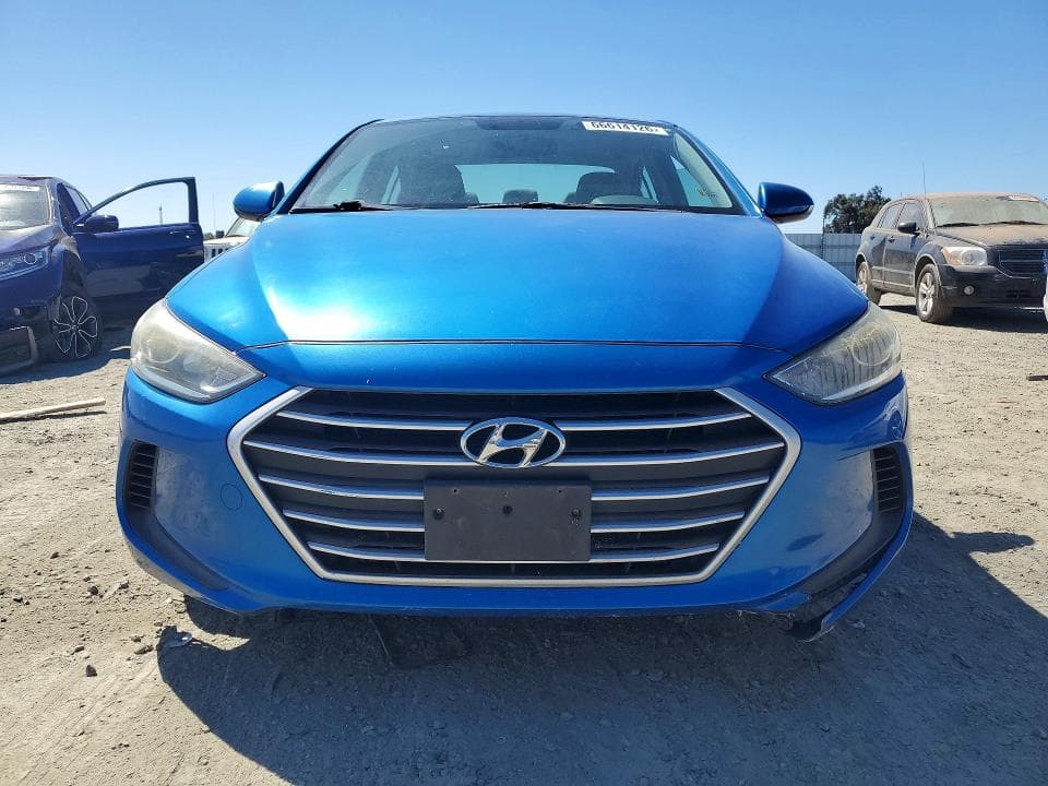 2017 HYUNDAI ELANTRA SE 5