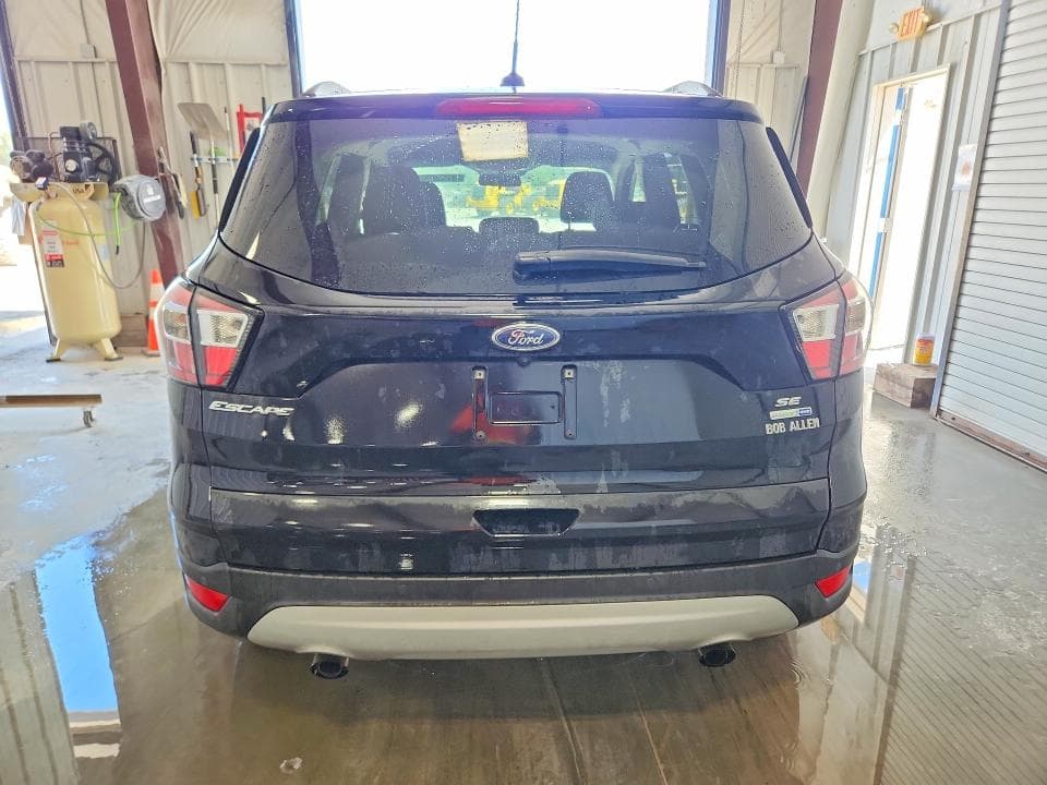 2017 FORD ESCAPE SE 6