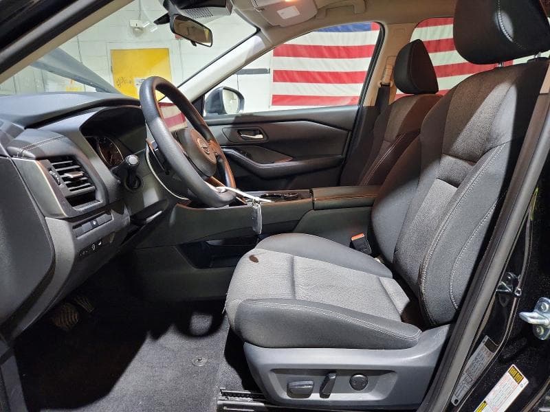 2024 NISSAN ROGUE SV 7