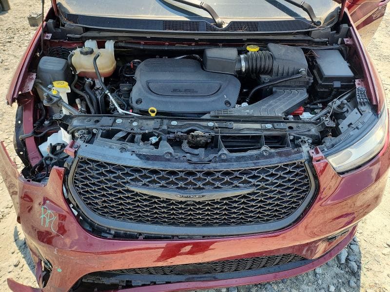 2021 CHRYSLER PACIFICA TOURING 12