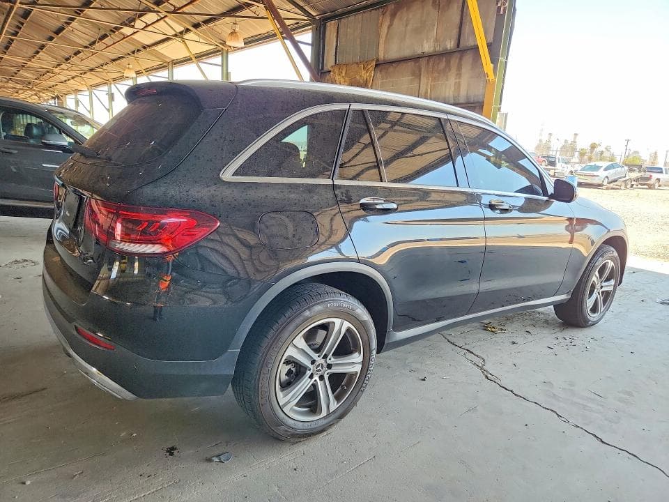 2020 MERCEDES-BENZ GLC 300 3