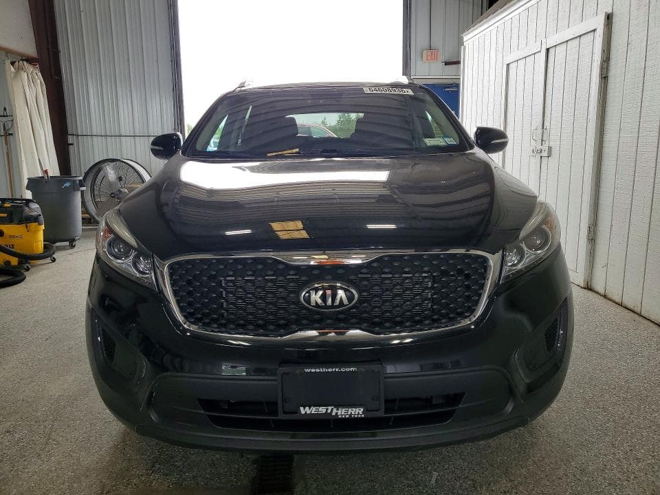 2017 KIA SORENTO LX 5