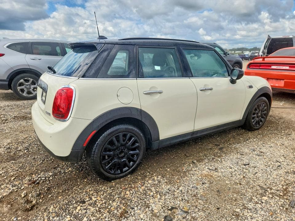 2021 MINI COOPER 3