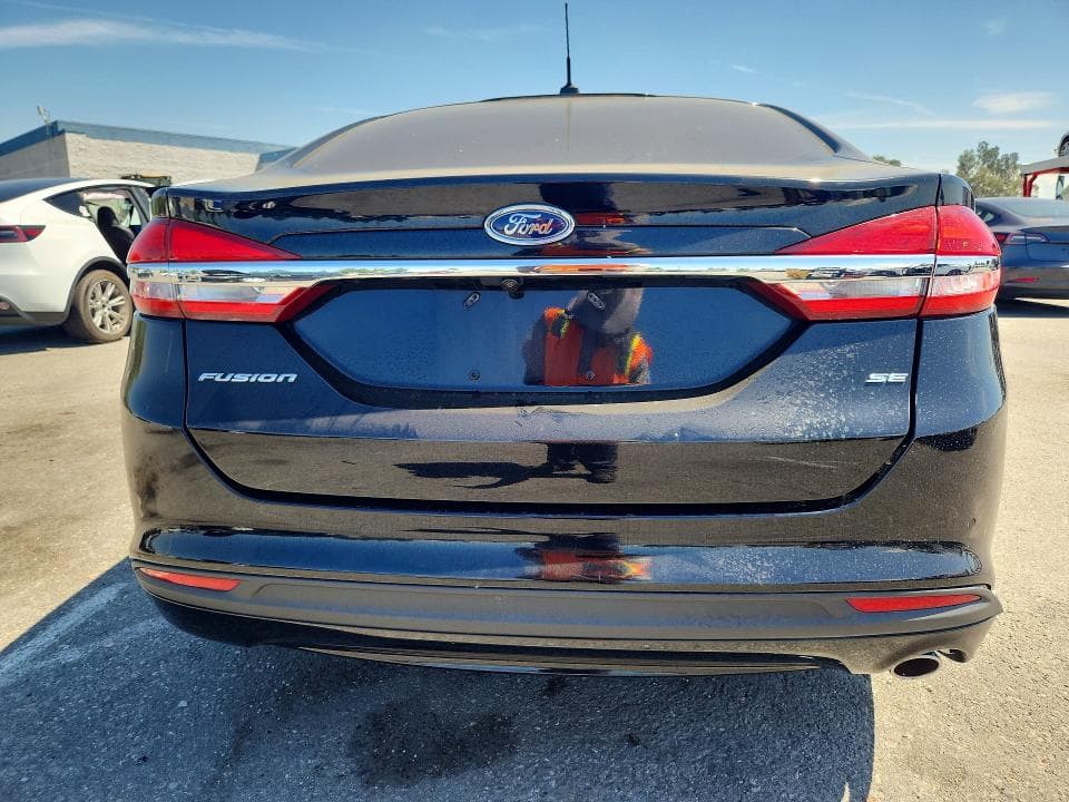 2017 FORD FUSION SE 6