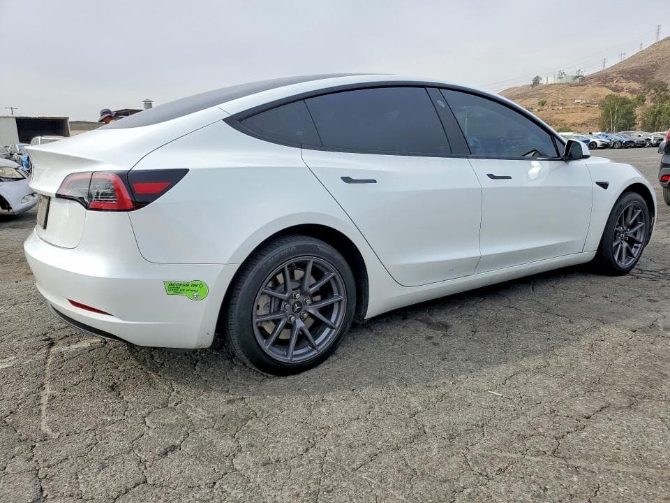 2023 TESLA MODEL 3 3