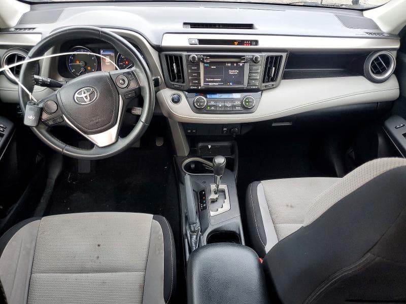 2018 TOYOTA RAV4 XLE 8