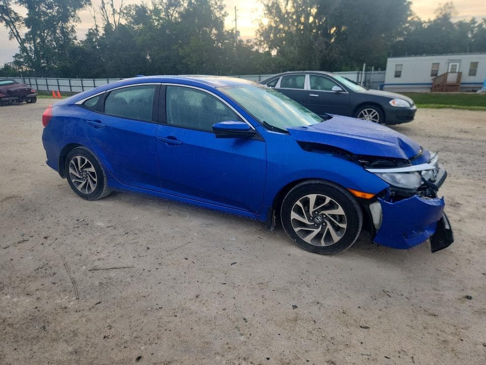 2017 HONDA CIVIC EX 4