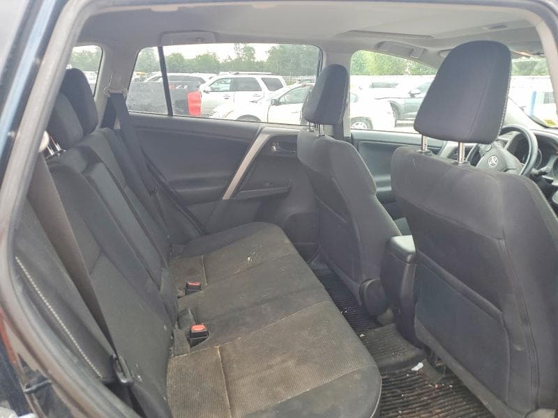 2018 TOYOTA RAV4 XLE 11