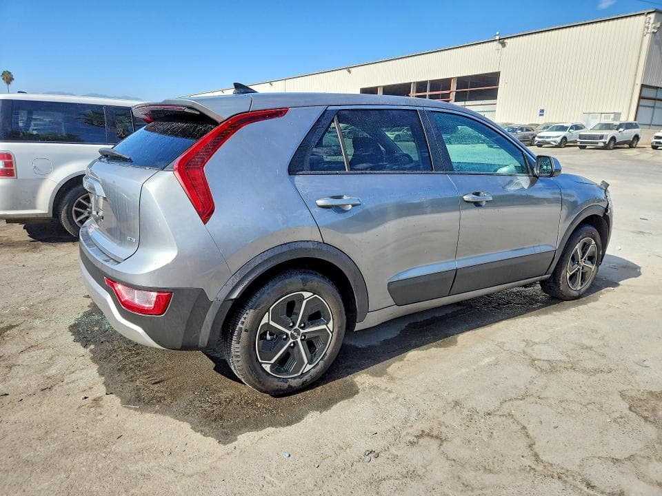 2026 KIA NIRO LX 3