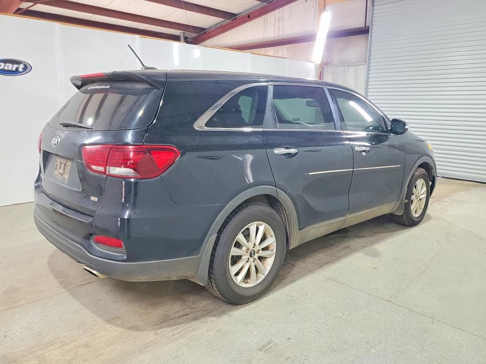 2019 KIA SORENTO LX 3