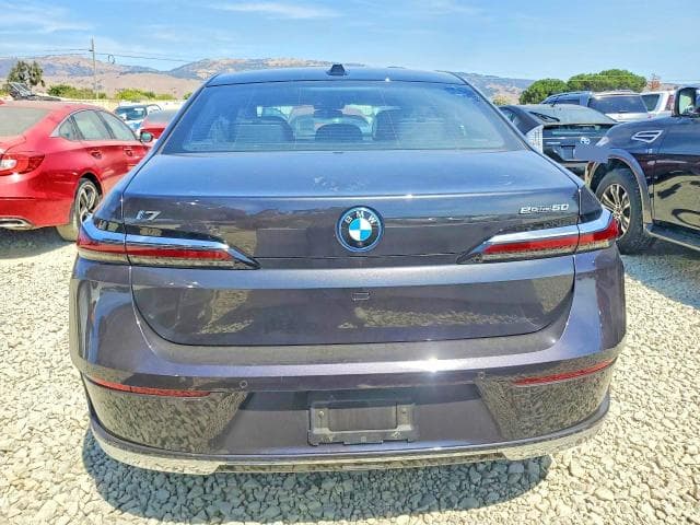 2024 BMW I7 EDRIVE50 6