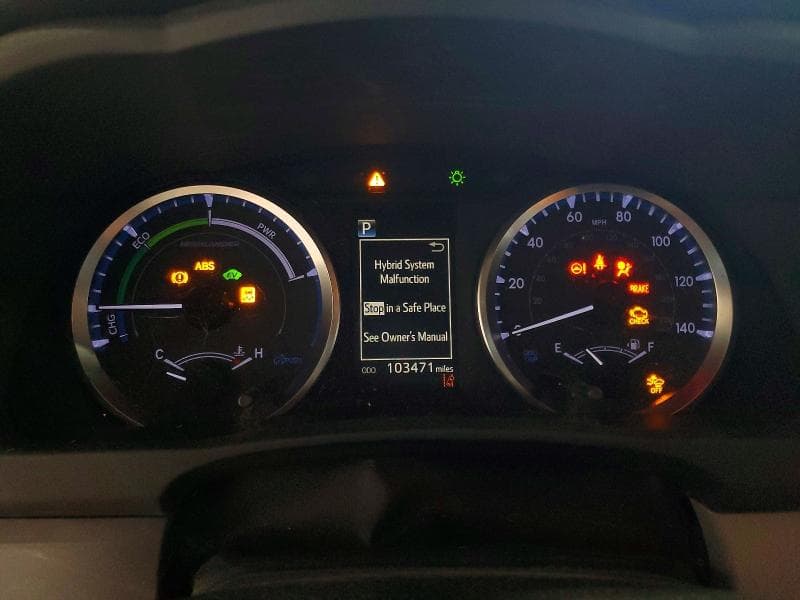 2019 TOYOTA HIGHLANDER HYBRID LE 9