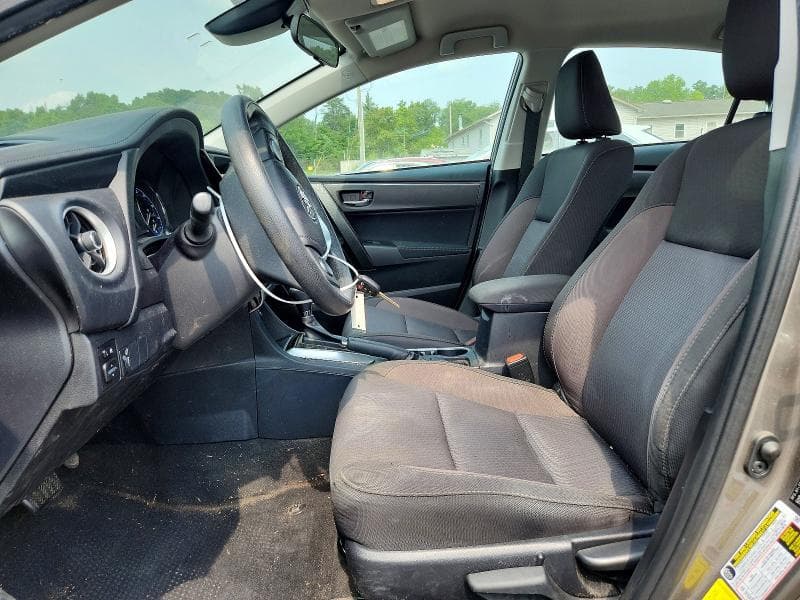 2017 TOYOTA COROLLA LE 7