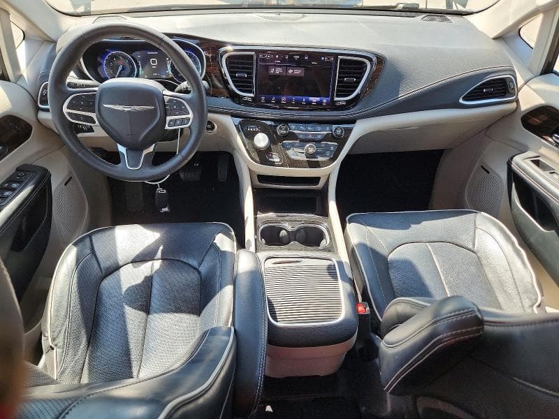 2022 CHRYSLER PACIFICA LIMITED 8