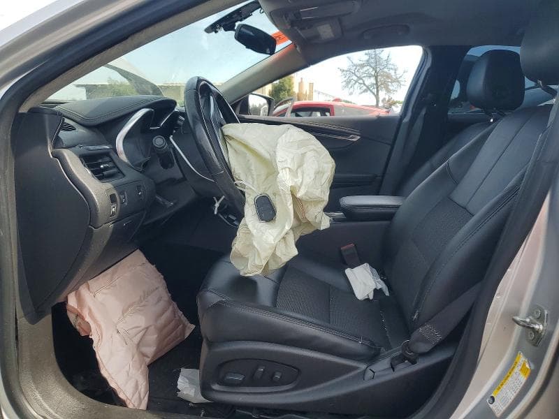 2019 CHEVROLET IMPALA LT 7