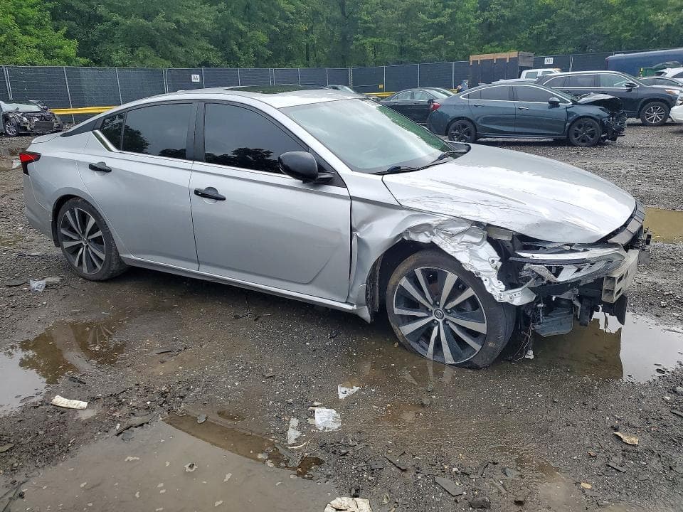 2019 NISSAN ALTIMA SR 4