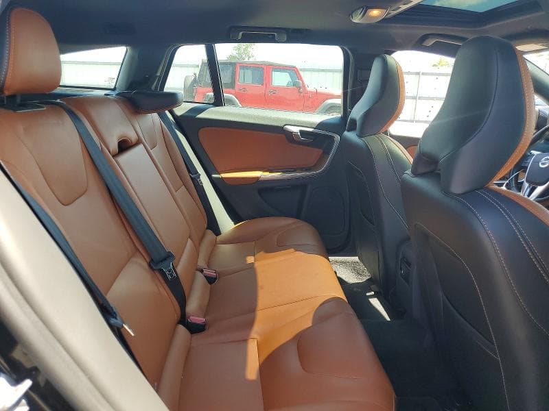 2017 VOLVO V60 T5 PREMIER 10