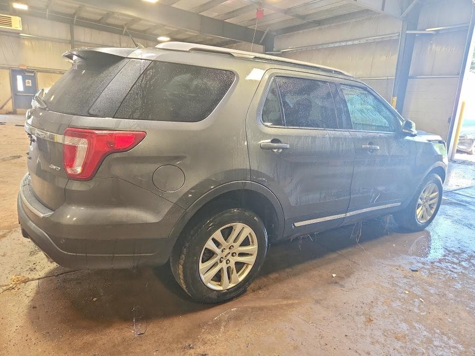 2018 FORD EXPLORER XLT 3