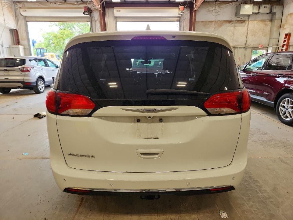 2017 CHRYSLER PACIFICA TOURING L PLUS 6