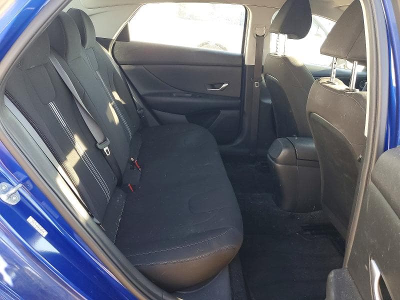 2023 HYUNDAI ELANTRA SEL 10