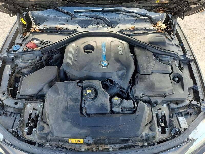 2018 BMW 330E 11