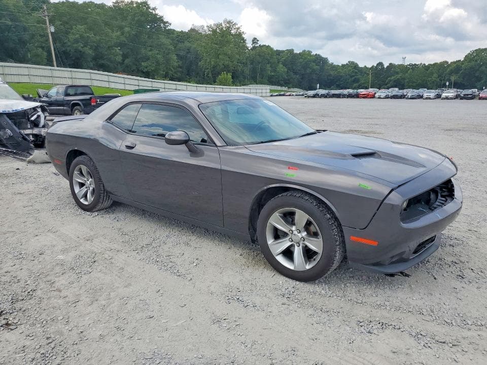 2018 DODGE CHALLENGER SXT 4