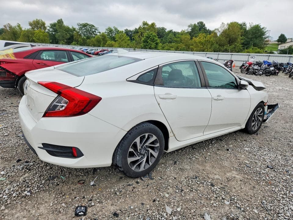 2017 HONDA CIVIC EX 3