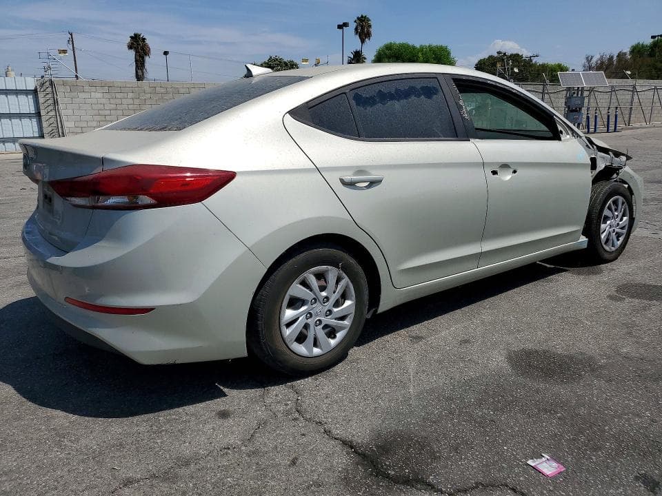 2017 HYUNDAI ELANTRA SE 3