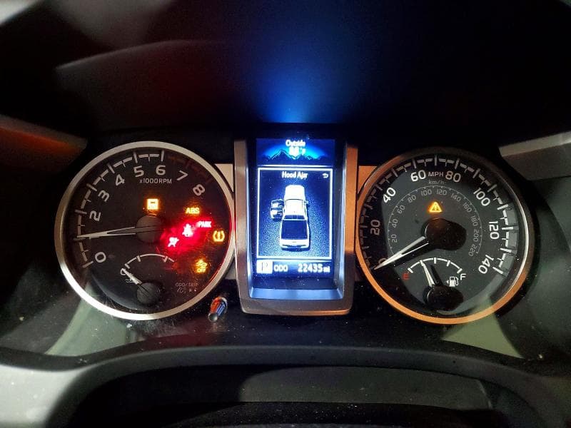 2023 TOYOTA TACOMA LIMITED 9