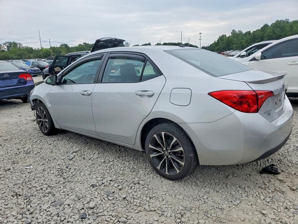 2019 TOYOTA COROLLA XSE 2