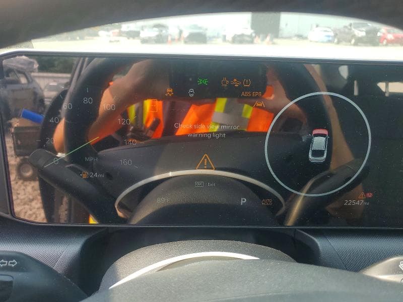 2025 KIA K4 EX 9