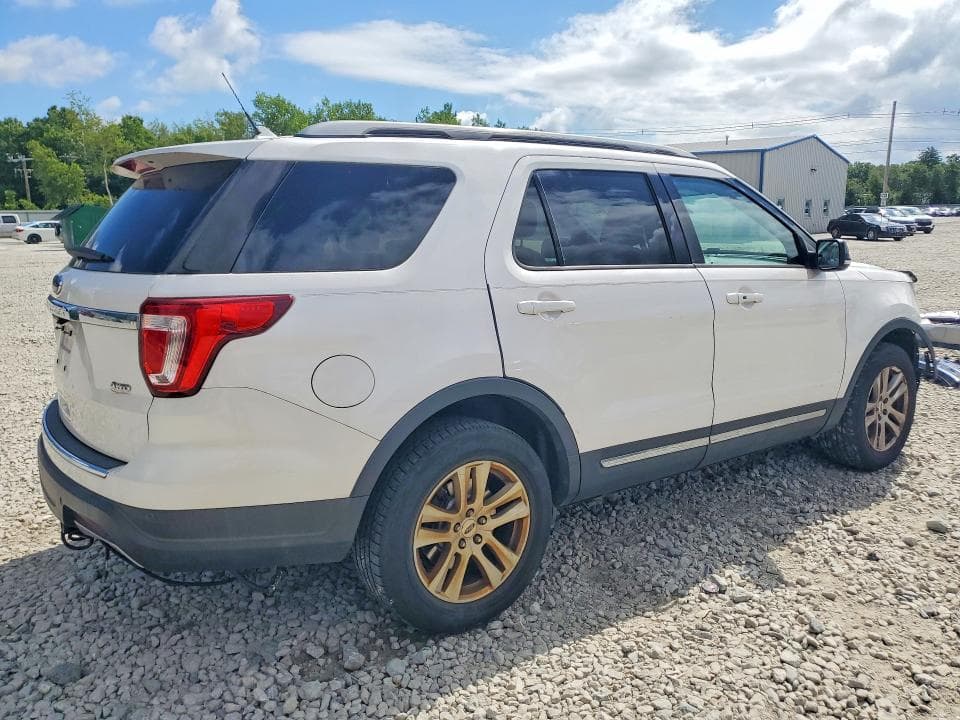 2018 FORD EXPLORER XLT 3