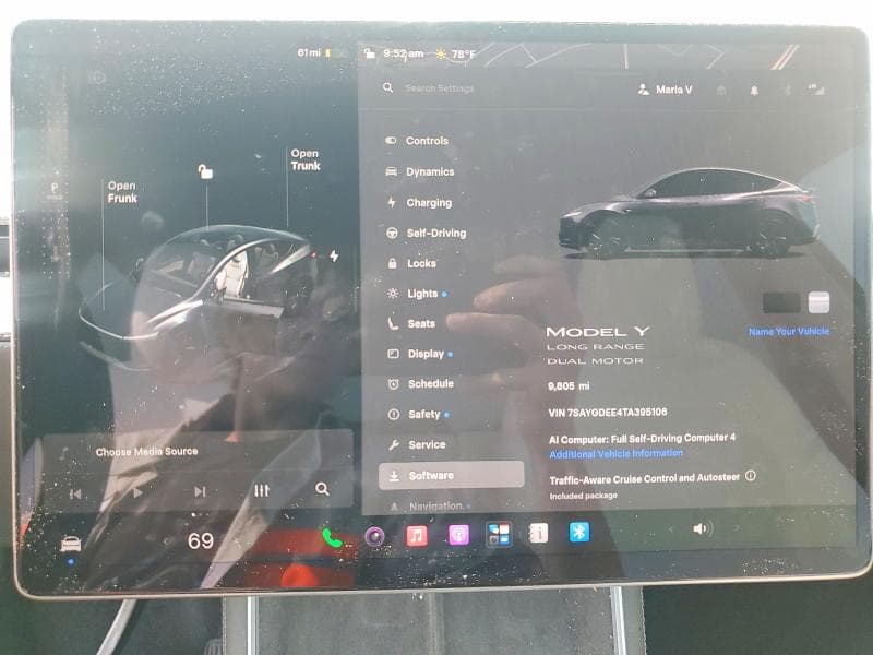 2026 TESLA MODEL Y 9