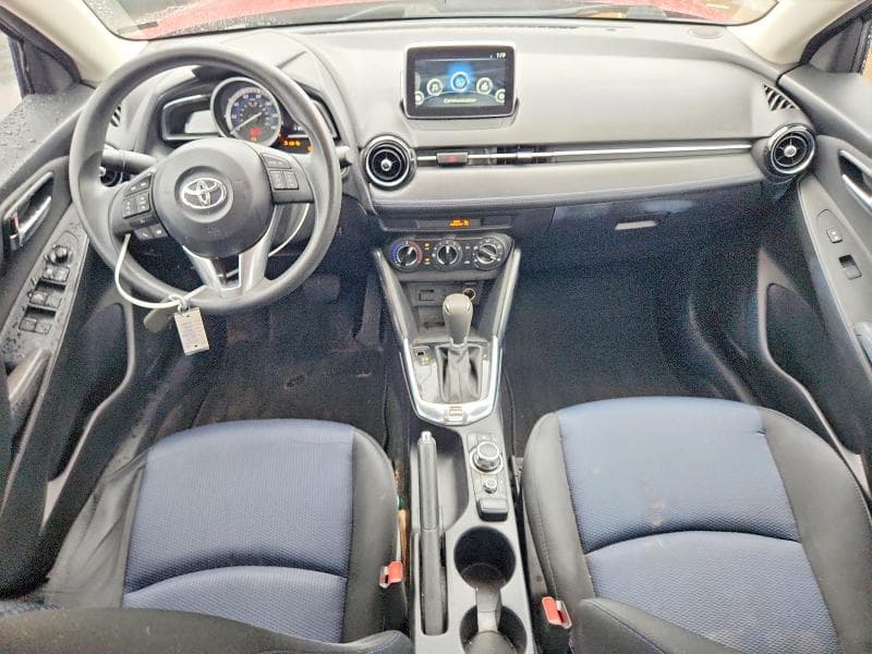 2017 TOYOTA YARIS IA BASE 8