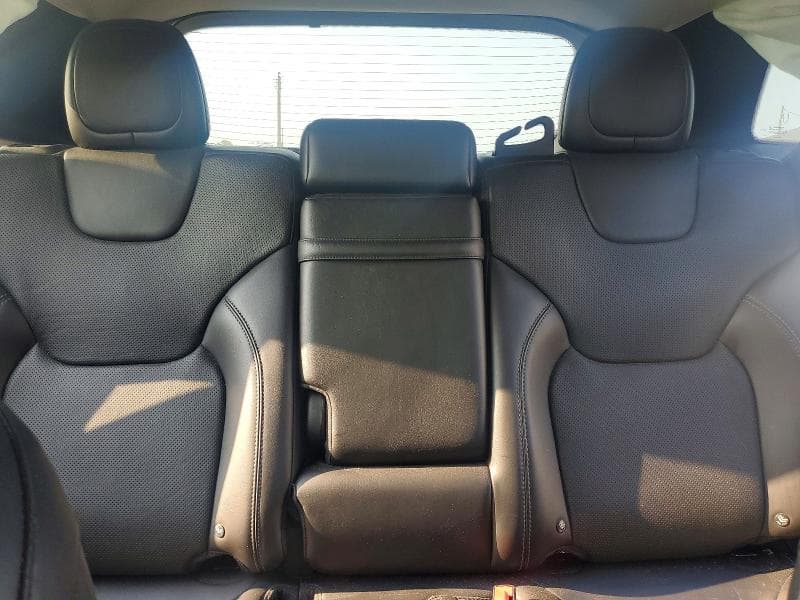 2019 JEEP CHEROKEE LIMITED 10