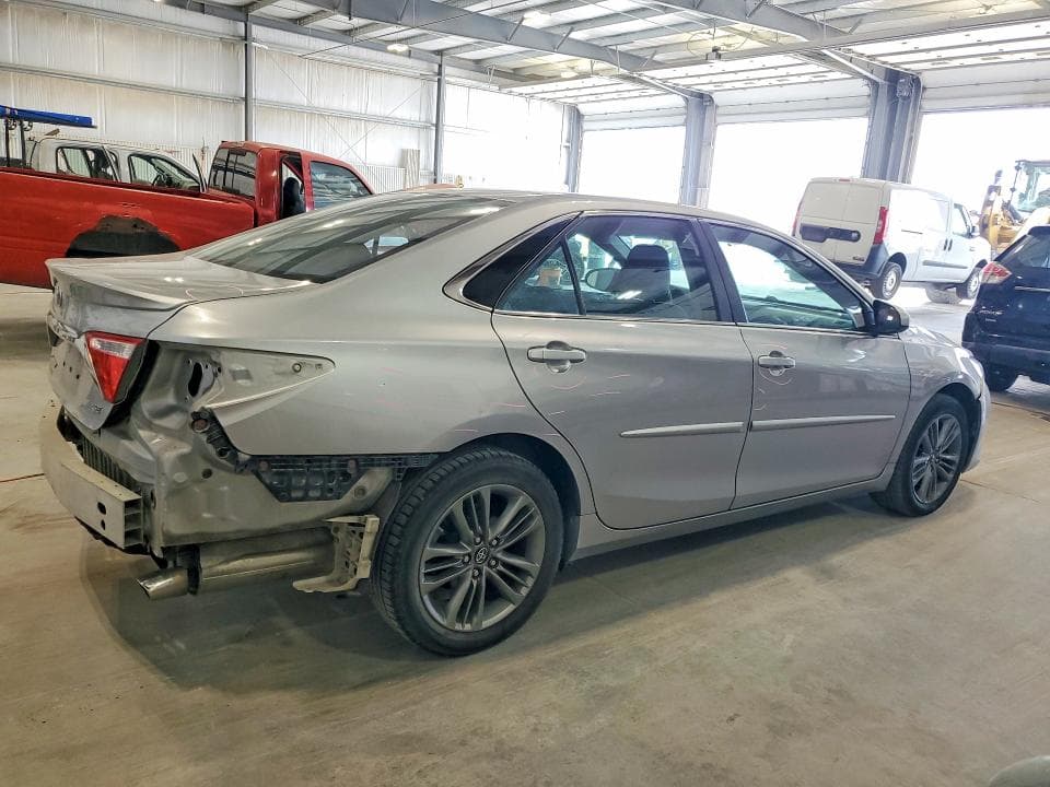 2017 TOYOTA CAMRY HYB LE/SE/XLE 3