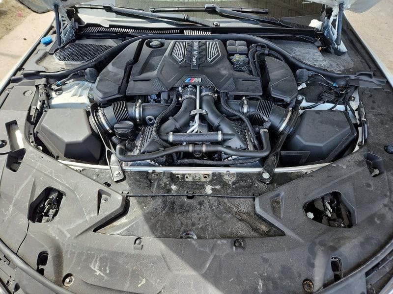 2024 BMW M8 11