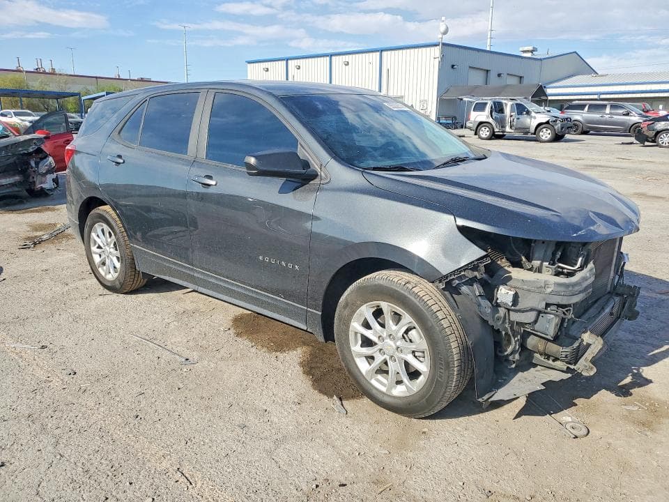 2021 CHEVROLET EQUINOX LS 4