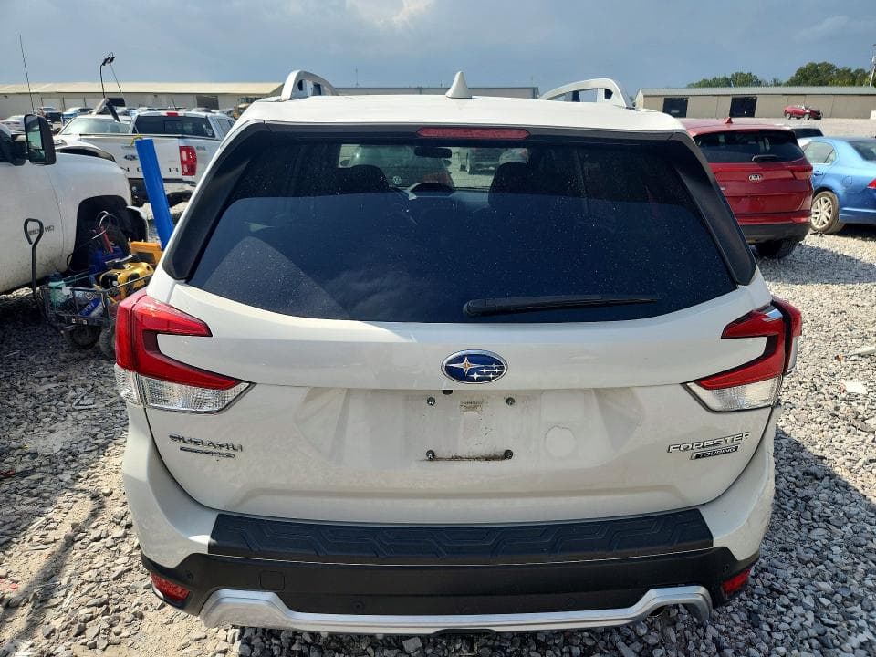 2022 SUBARU FORESTER TOURING 6