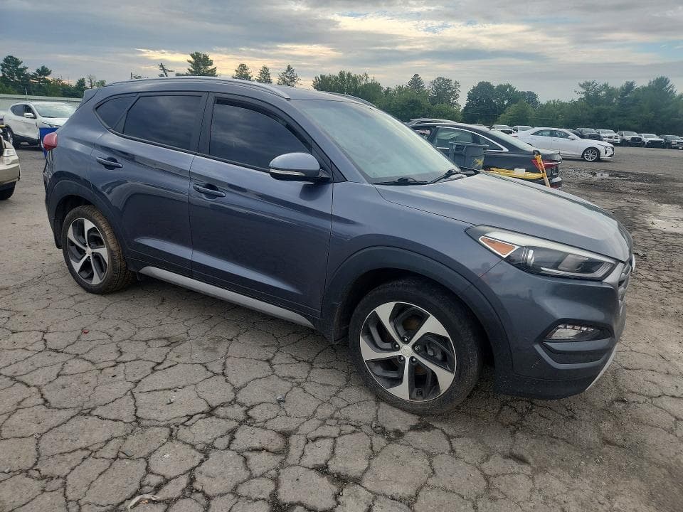 2017 HYUNDAI TUCSON SPORT 4