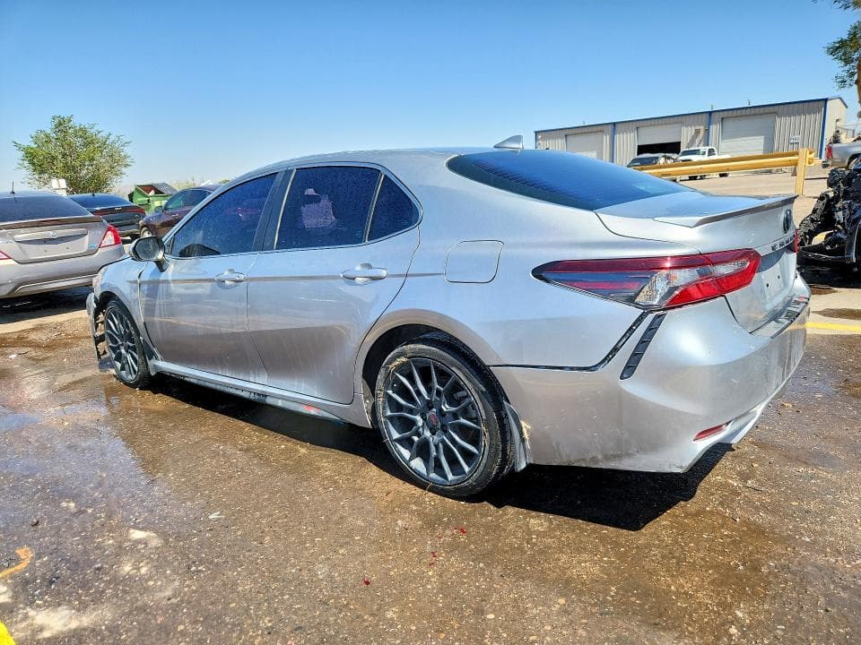2021 TOYOTA CAMRY SE 2