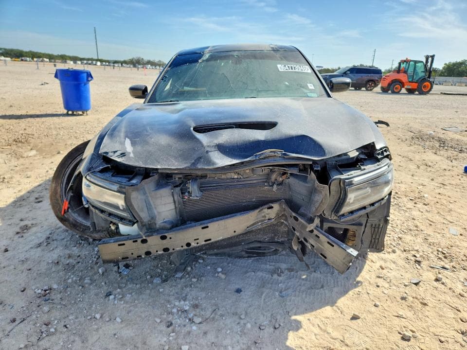 2019 DODGE CHARGER GT 5