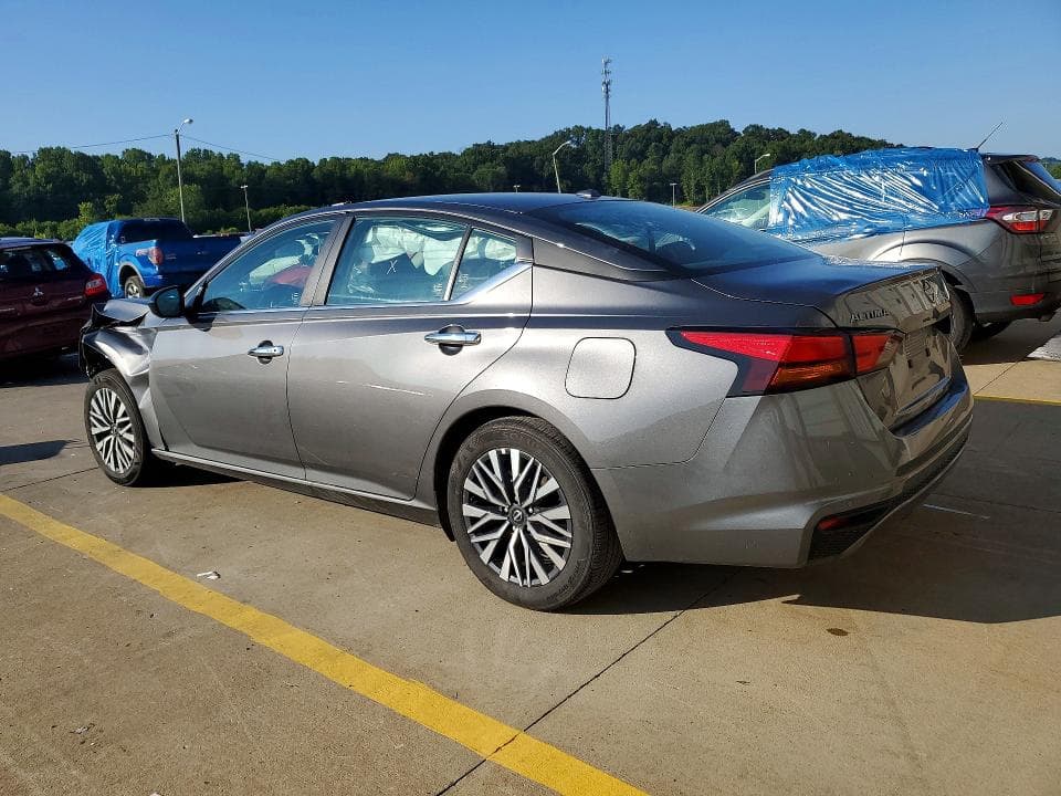 2025 NISSAN ALTIMA SV 2