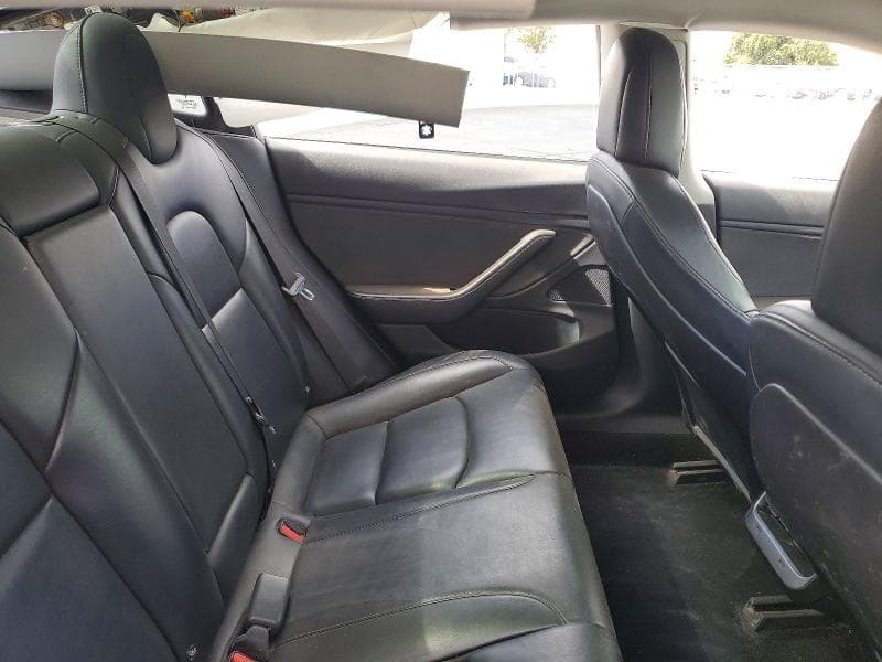 2018 TESLA MODEL 3 10