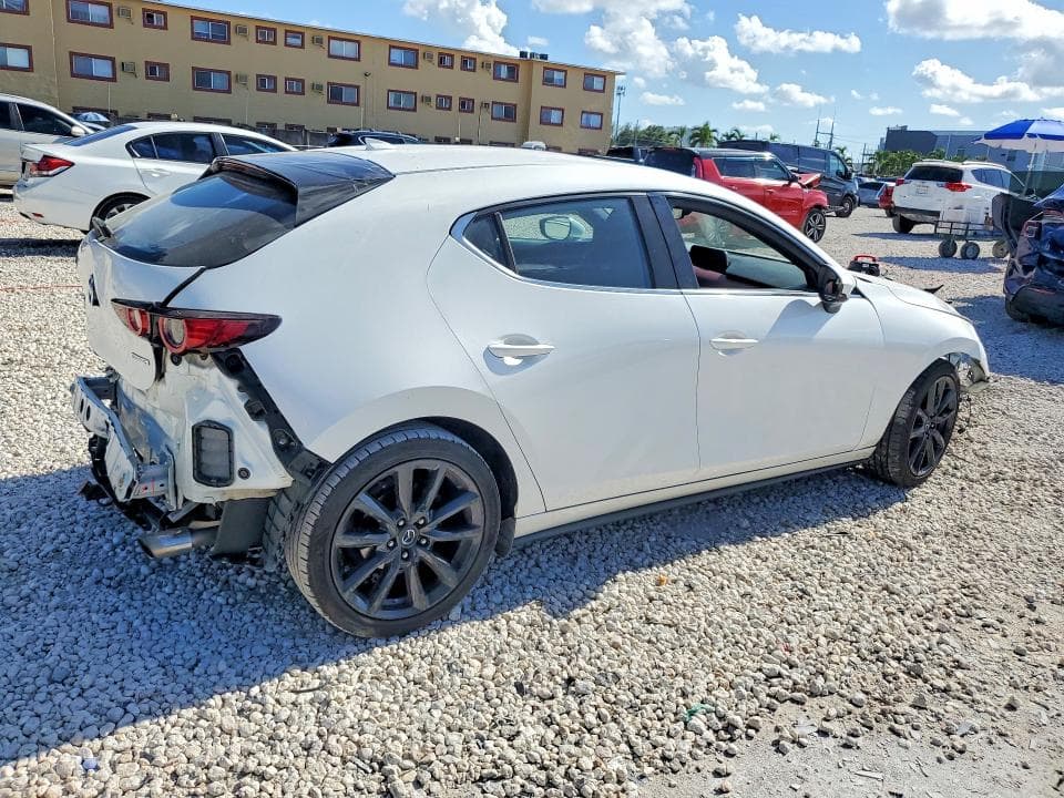 2019 MAZDA 3 PREMIUM 3