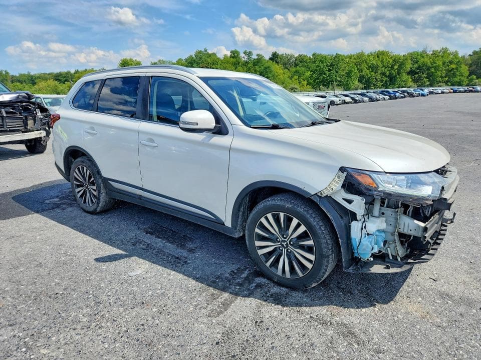 2020 MITSUBISHI OUTLANDER SE 4