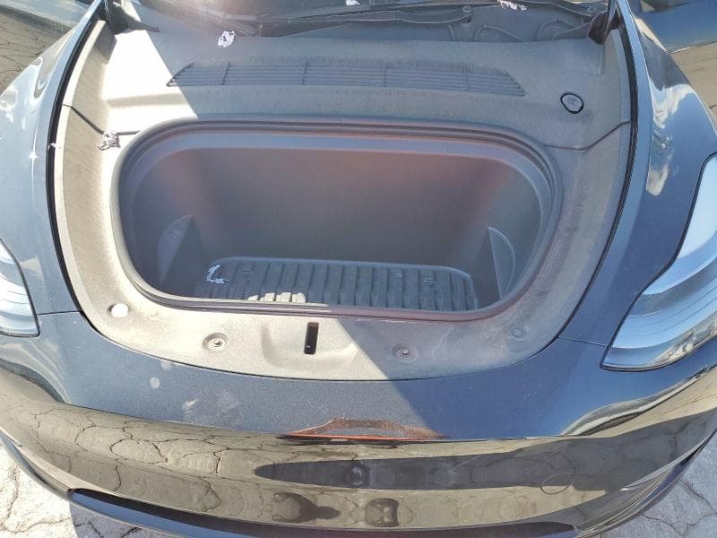 2024 TESLA MODEL Y 11