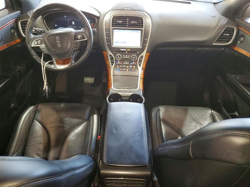 2019 LINCOLN NAUTILUS RESERVE 8