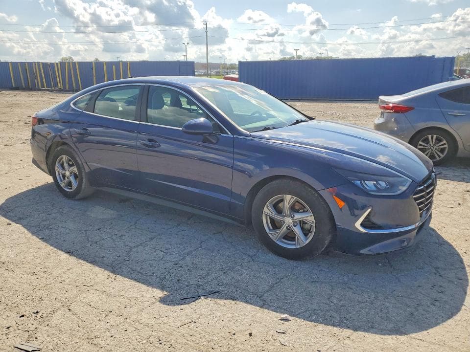 2021 HYUNDAI SONATA SE 4