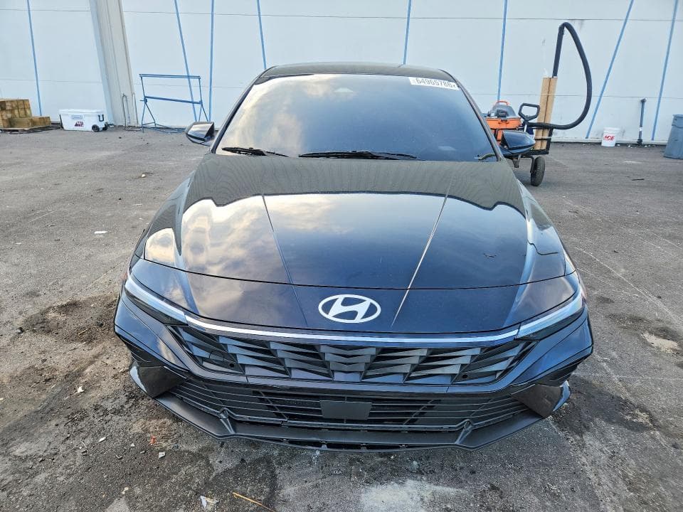 2024 HYUNDAI ELANTRA SEL 5